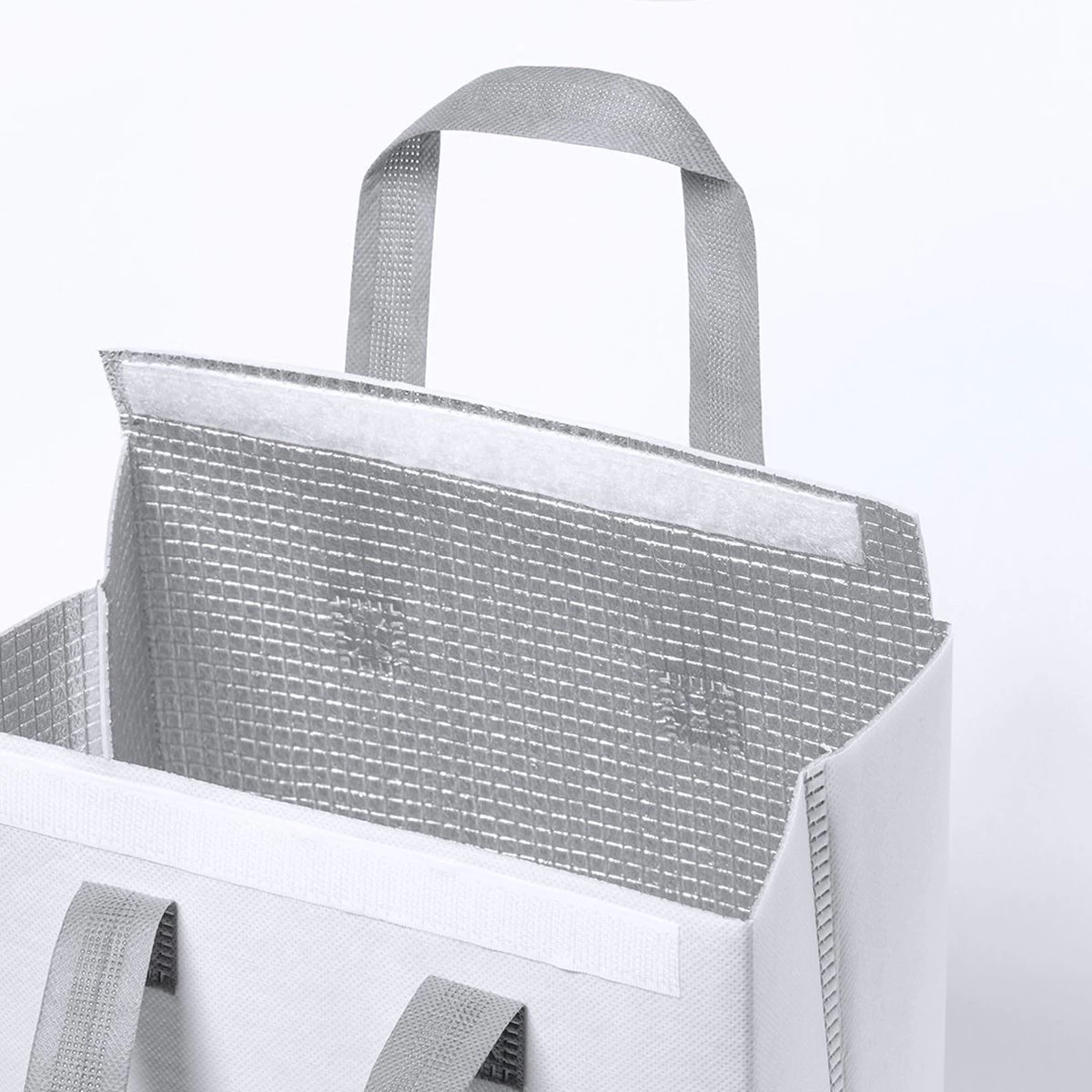 Merkloos Koeltas - Lunchtas - Koeltasje Lunch - Koelelementen - Isolatie - Volwassenen - Dames - Heren - Klittenbandsluiting - 23 X 29 Cm - Kunststof - Aluminium - Wit - Afbeelding 5